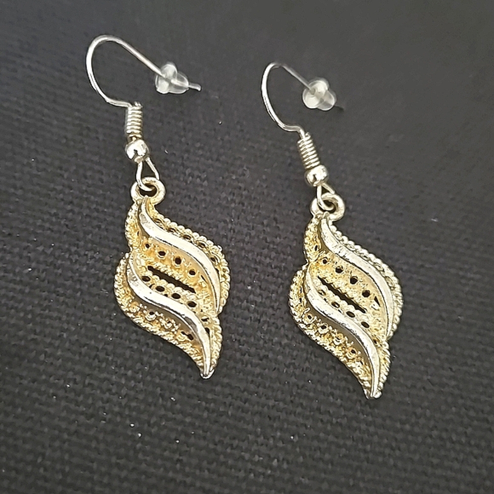 Vintage Silver plate filigree style French hook earrings